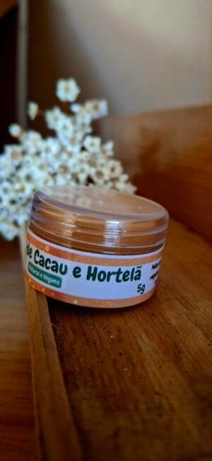 Lip Balm natural sem cor de Cacau Hortelã